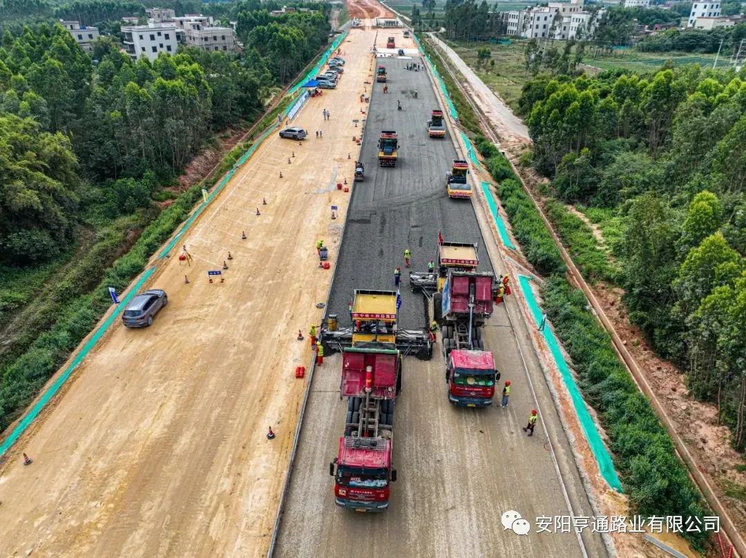 【省重 點項目】3D技術(shù)“打印”高速公路，南三島大橋項目進入路面工程施工階段